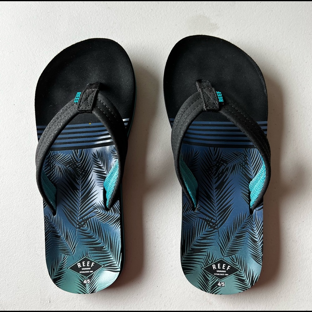 Very new, perfect condition.  Kids size 4/5.